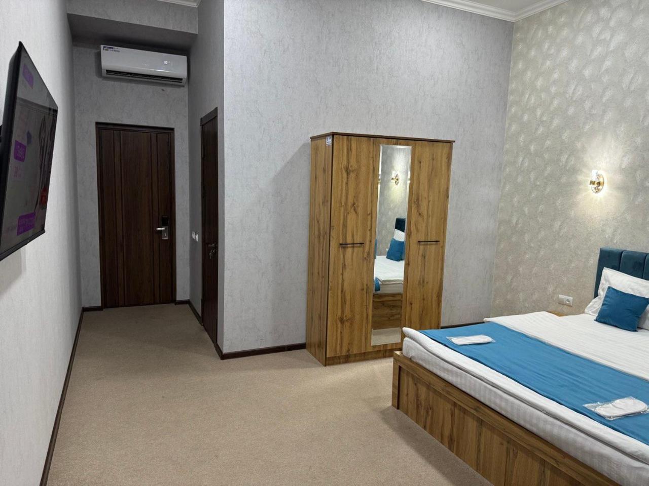 Resident Hotel Taschkent Exterior foto