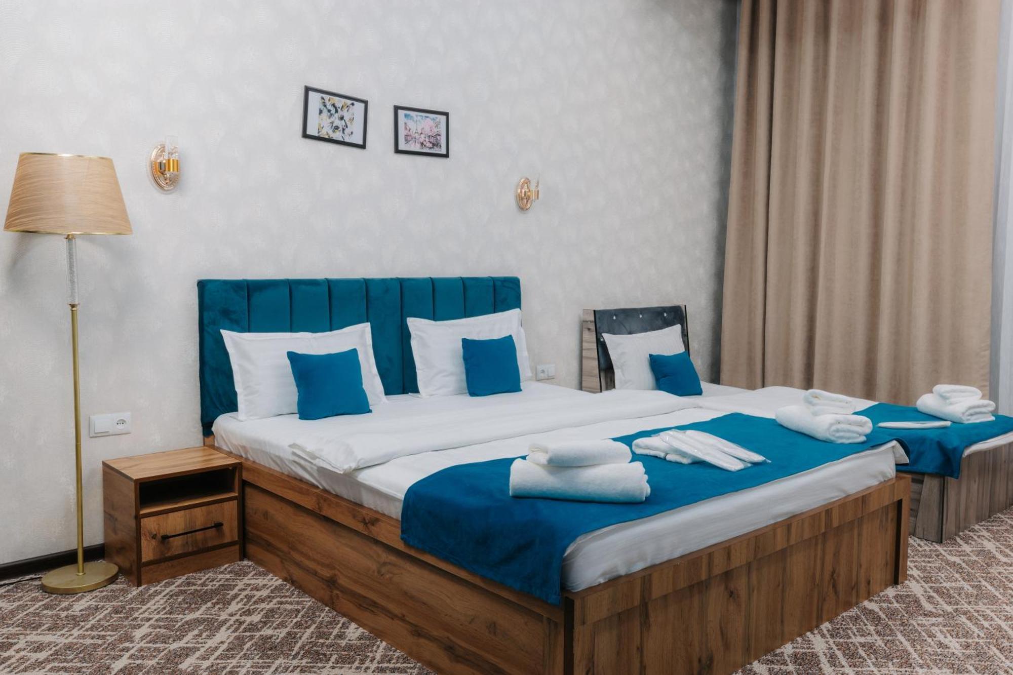 Resident Hotel Taschkent Exterior foto
